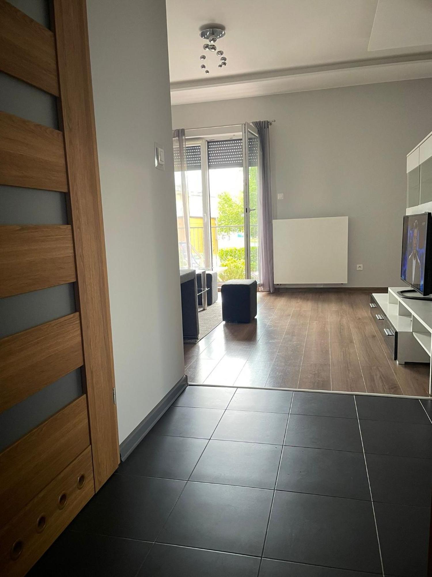 Apartament Laura Z Ogrodkiem Kielce Zewnętrze zdjęcie