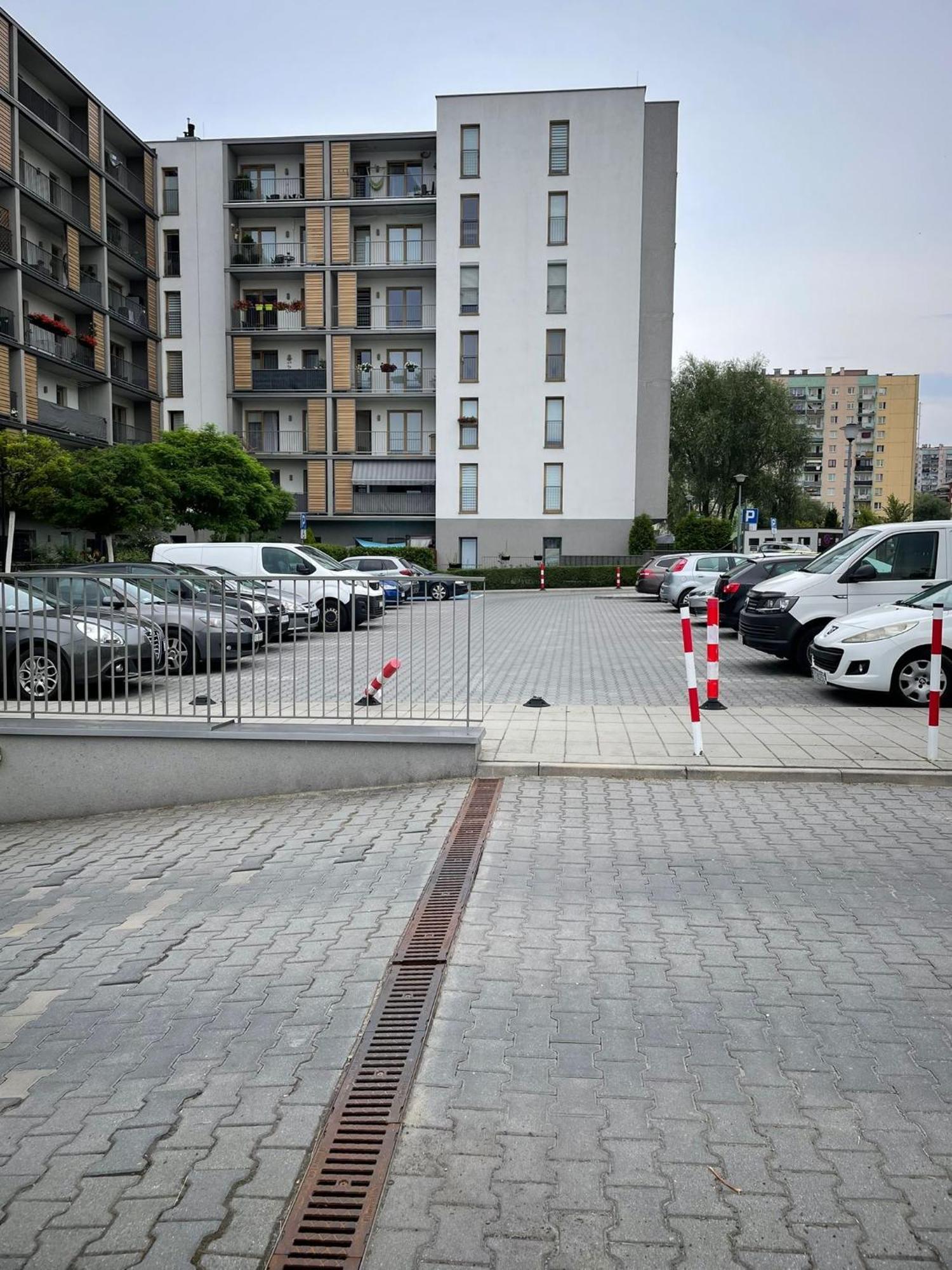 Apartament Laura Z Ogrodkiem Kielce Zewnętrze zdjęcie