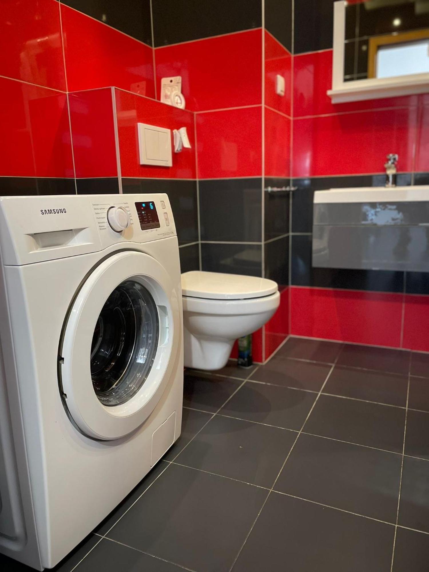 Apartament Laura Z Ogrodkiem Kielce Zewnętrze zdjęcie